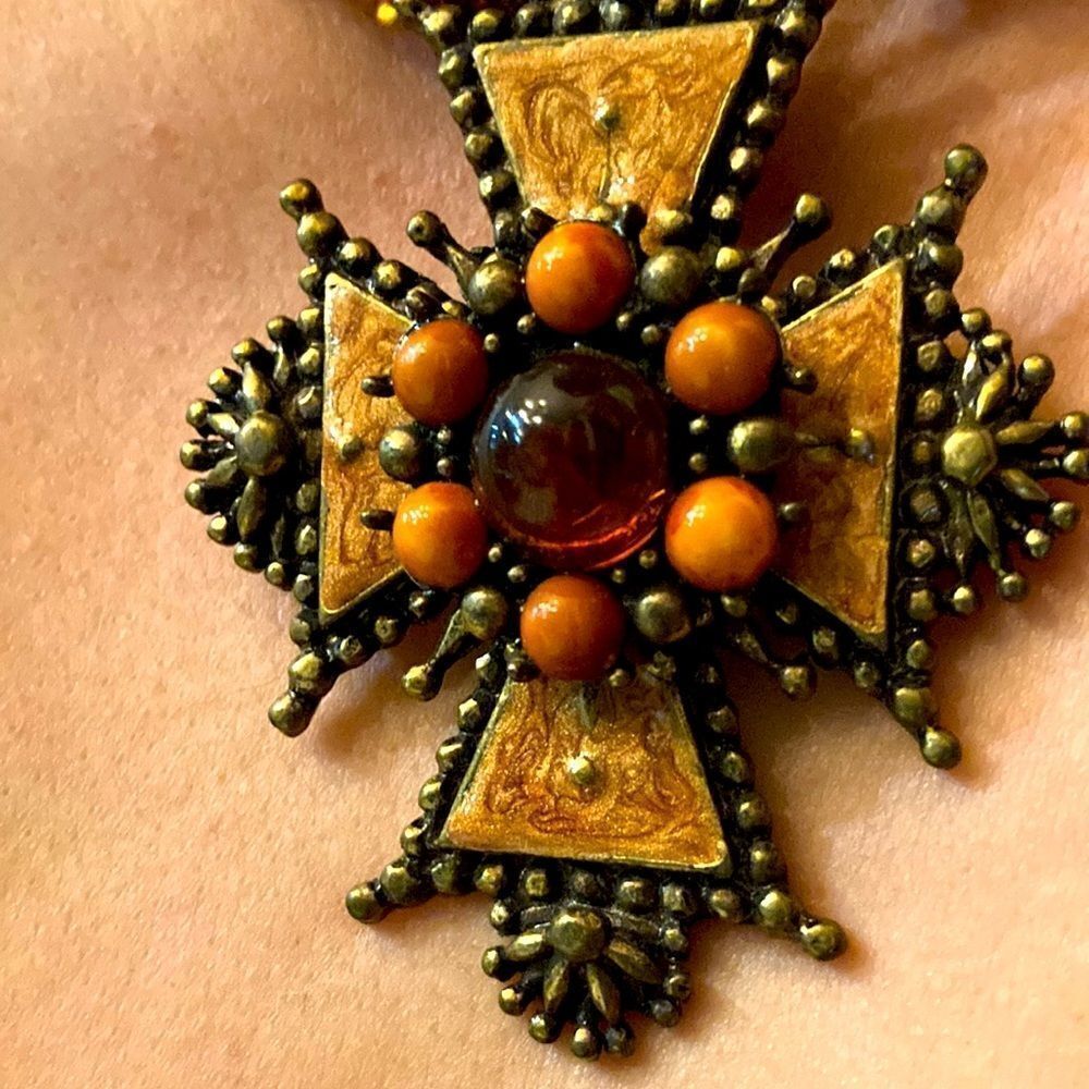 Necklace - Picture 4 of 15